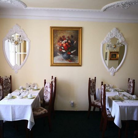 Hotel Anton Prag Exteriör bild