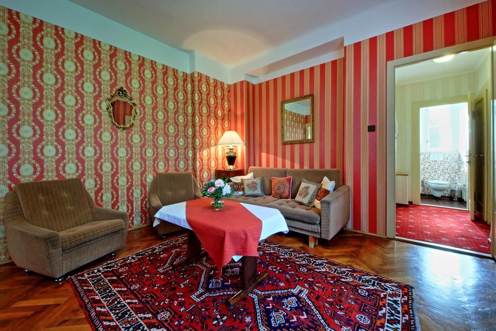 Hotel Anton Prag Exteriör bild