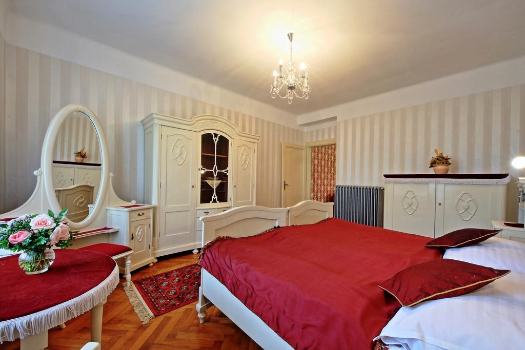 Hotel Anton Prag Exteriör bild